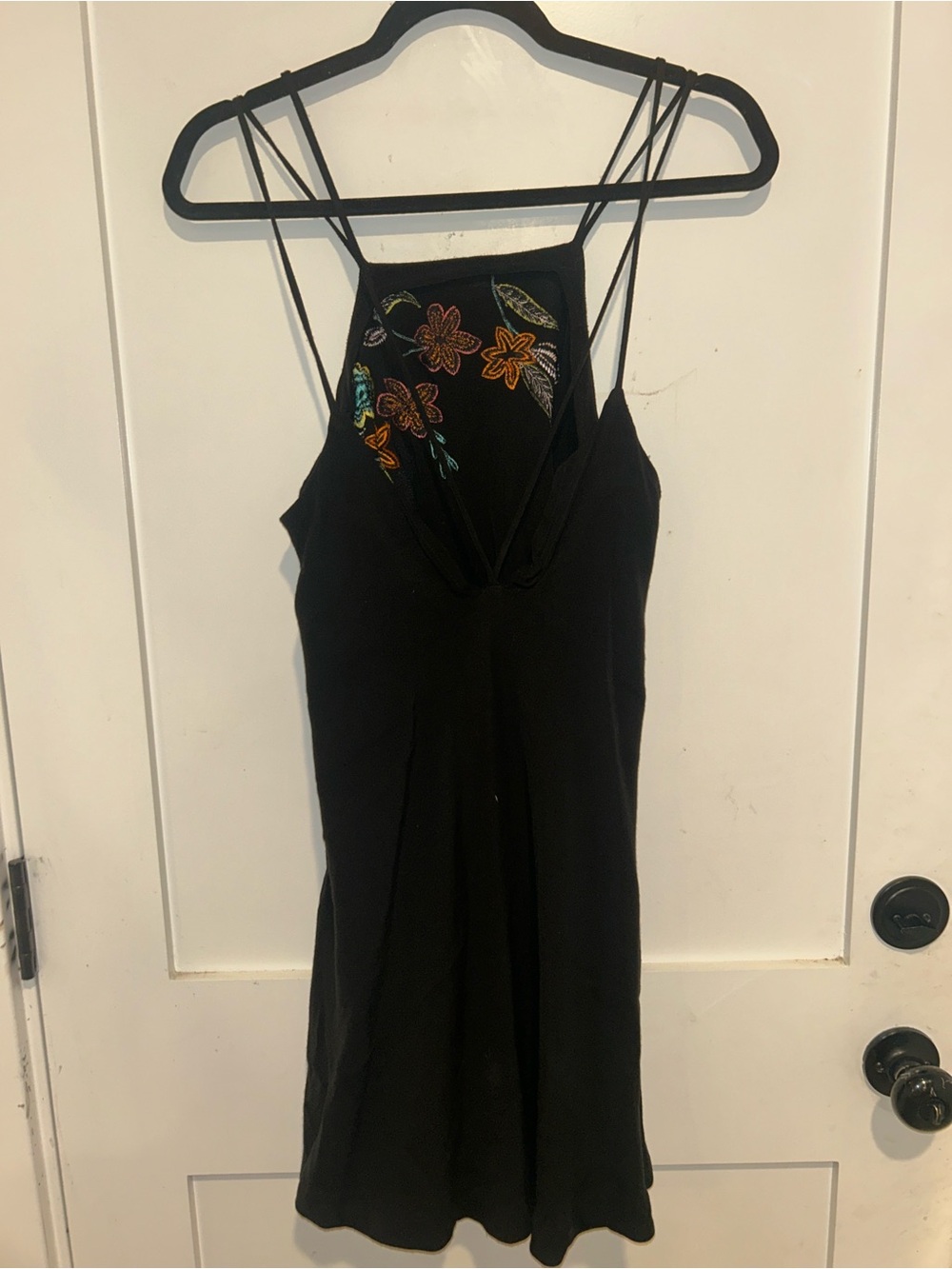 FREE PEOPLE Black Floral Embroidered Strappy Swing Mini Dress Size XS - Picture 5 of 6